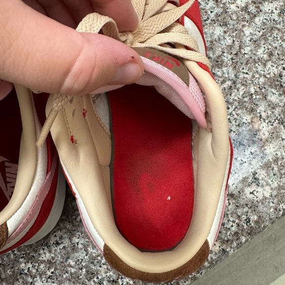 Woman’s Nike low dunk bacon size 8 - Picture 9 of 13